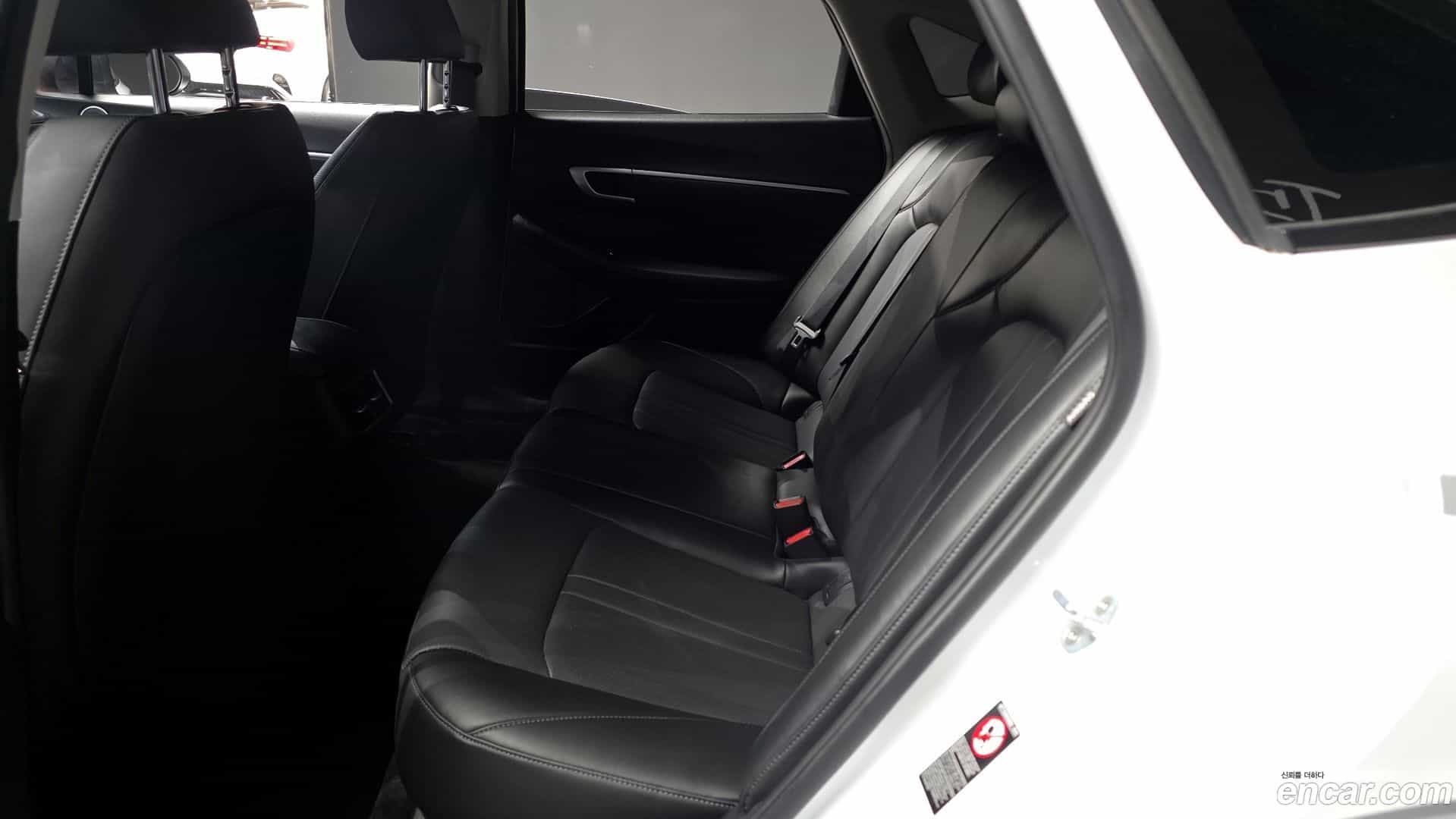 Sonata Hyundai 2019.4-INNER-036