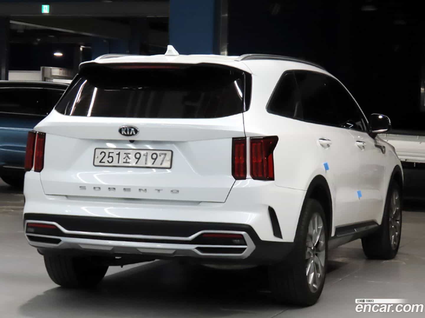 Sorento Kia 2021.0-OUTER-002