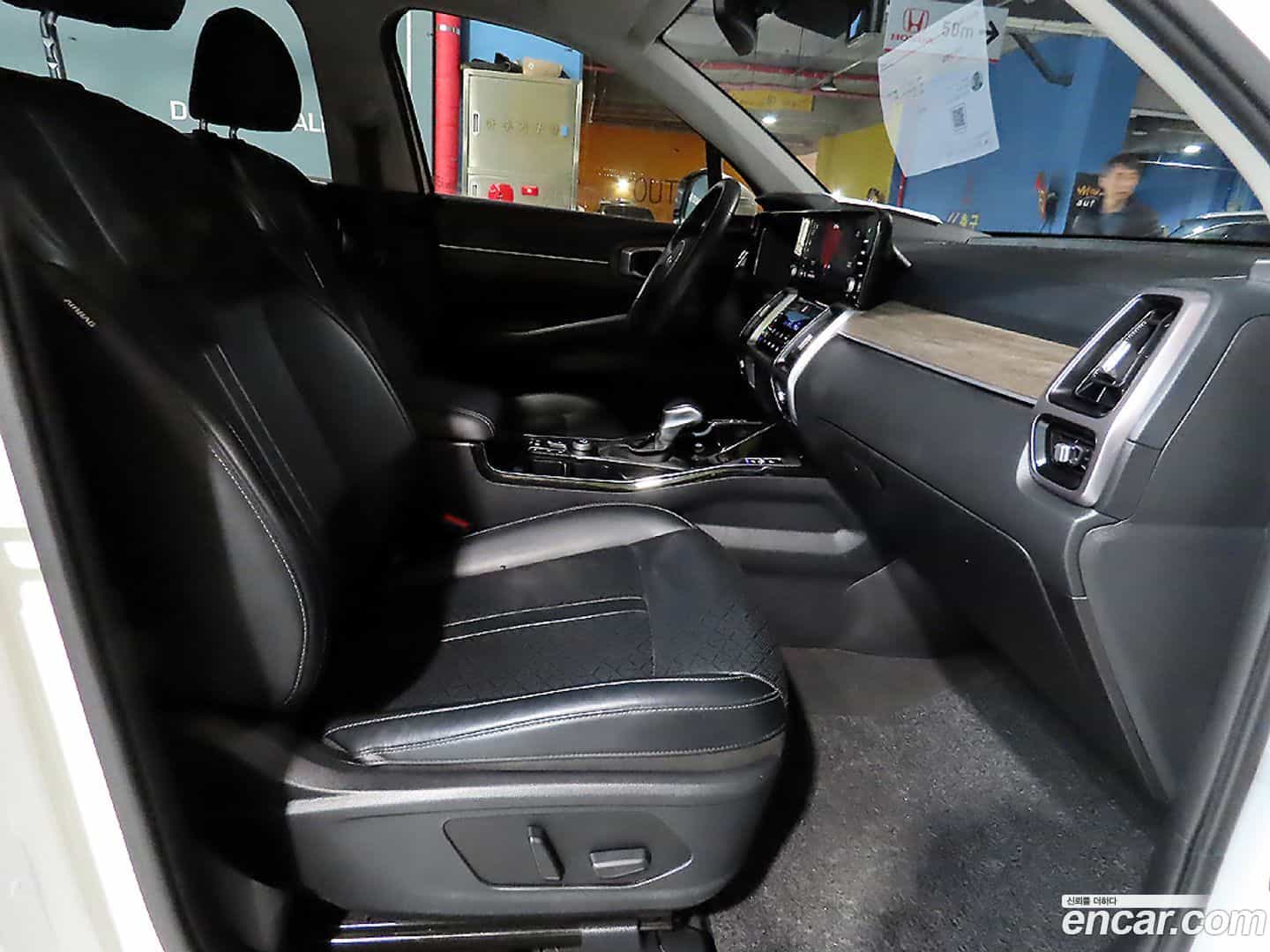 Sorento Kia 2021.0-OPTION-015