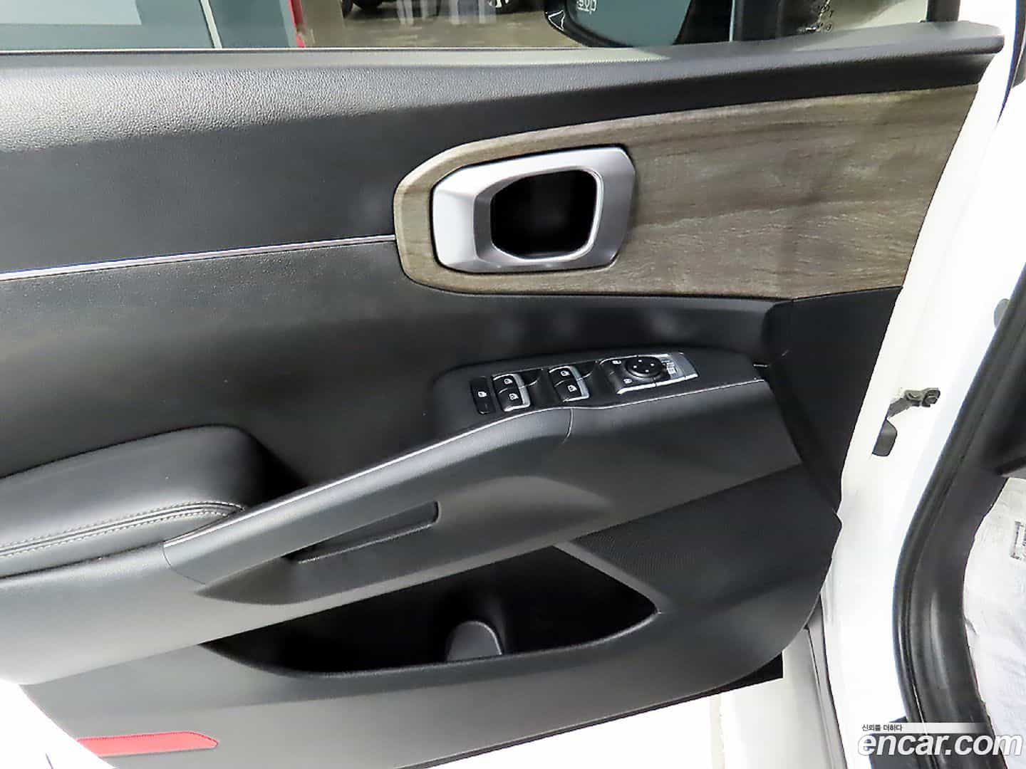 Sorento Kia 2021.0-OPTION-017