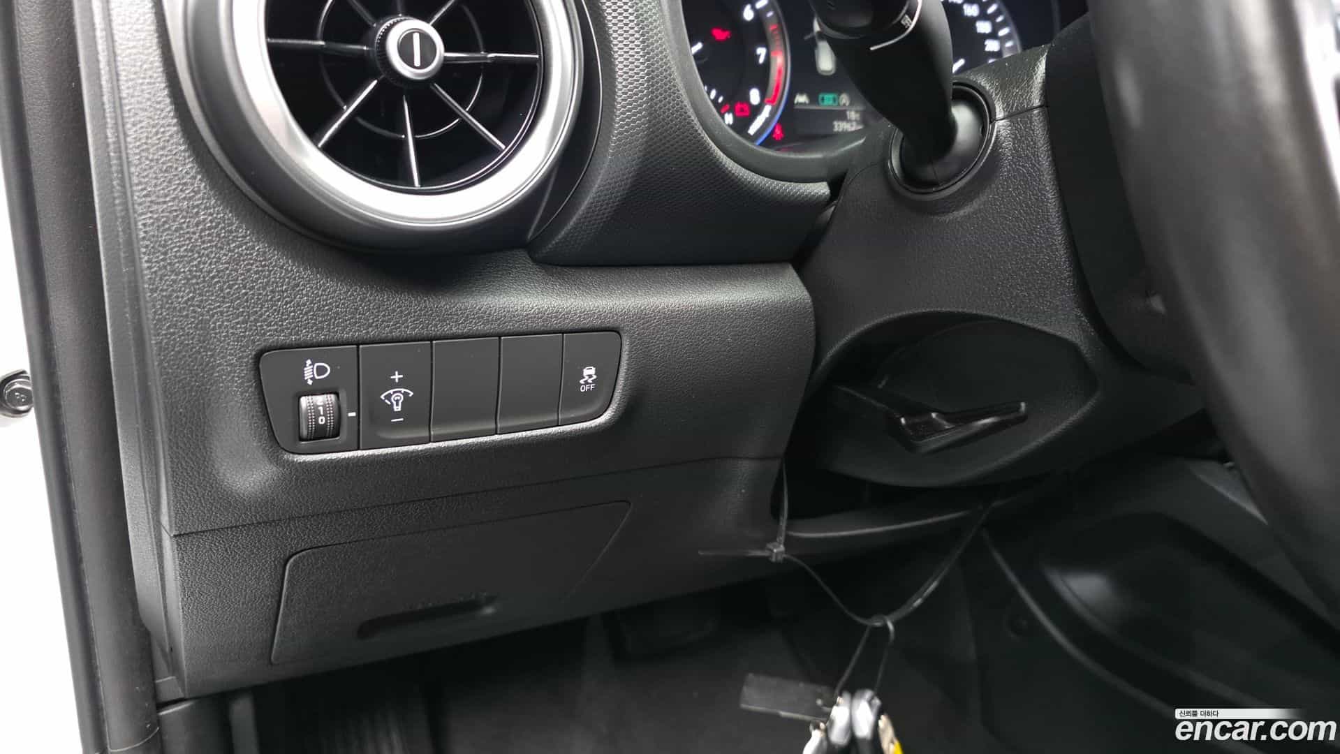 Kona Hyundai 2021.4-OPTION-042