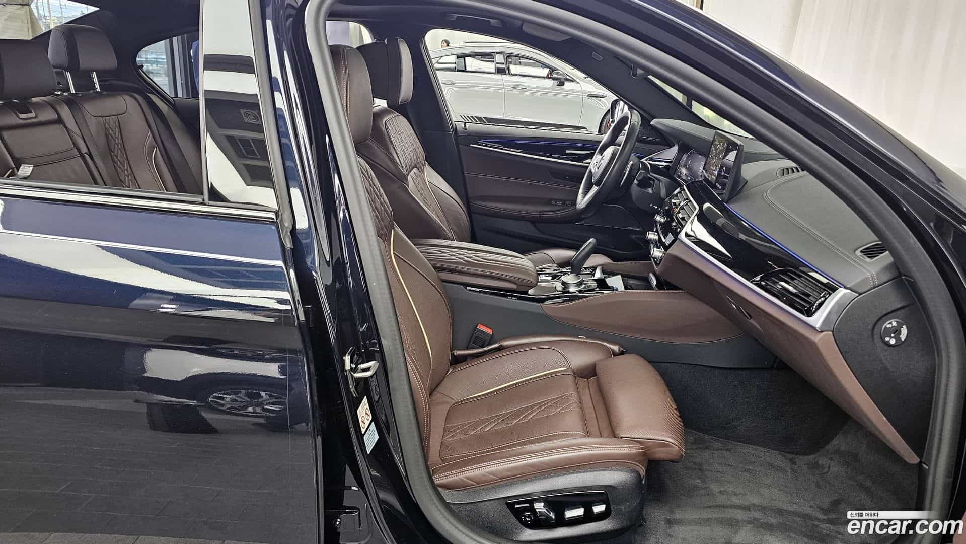 5-Series BMW 2023.7-OPTION-015