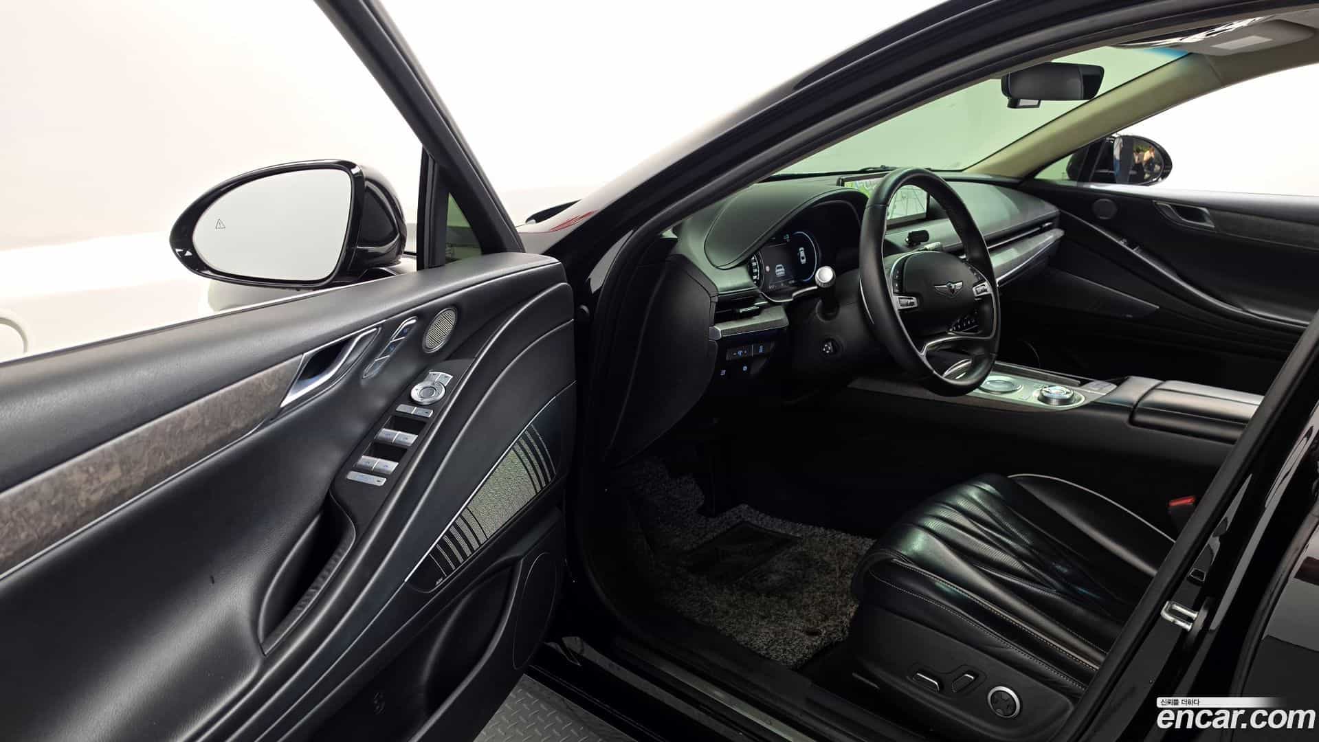 G80 Genesis 2021.10-INNER-010