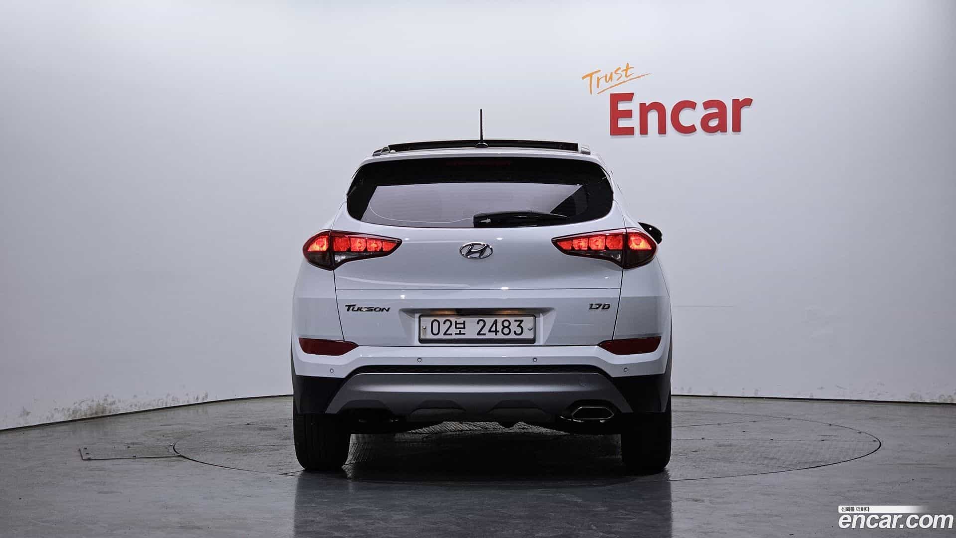 Tucson Hyundai 2017.8-OUTER-004