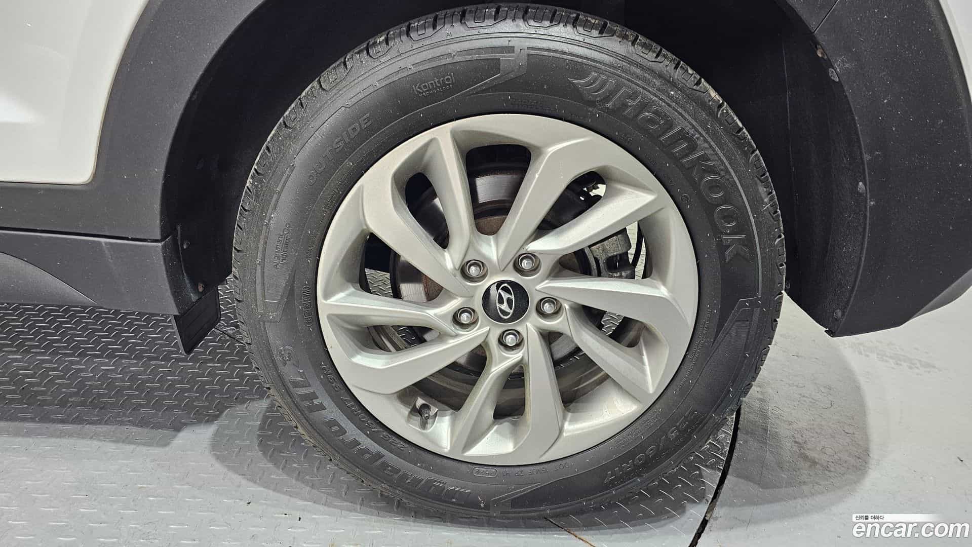 Tucson Hyundai 2017.8-OUTER-005
