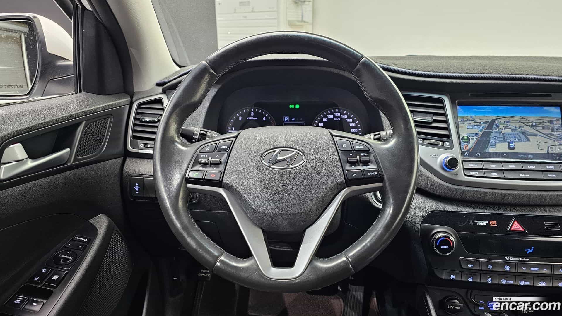 Tucson Hyundai 2017.8-OPTION-017