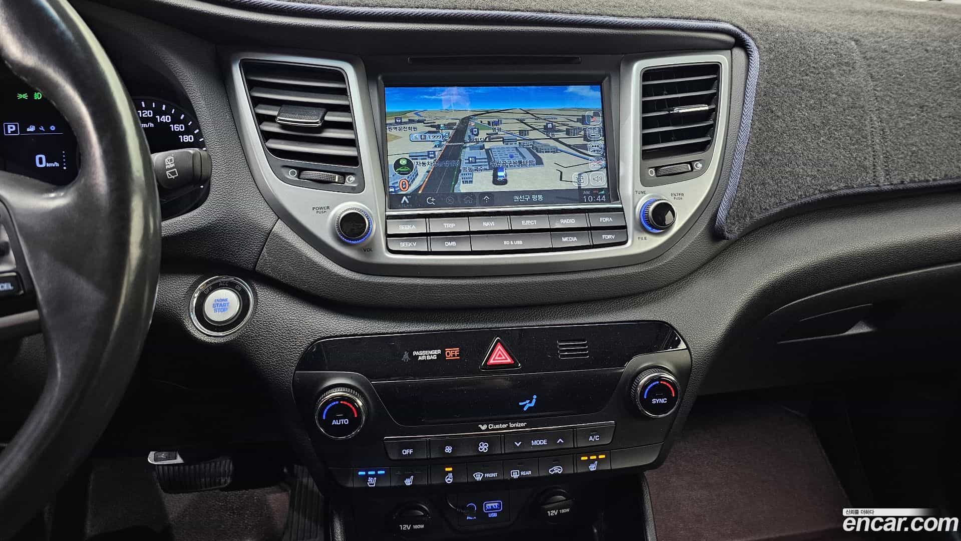 Tucson Hyundai 2017.8-OPTION-018