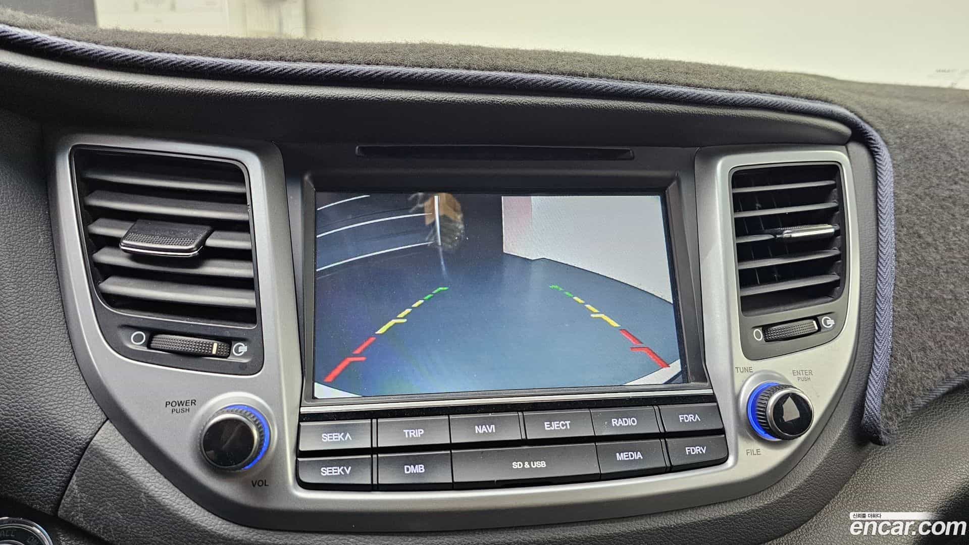 Tucson Hyundai 2017.8-OPTION-019