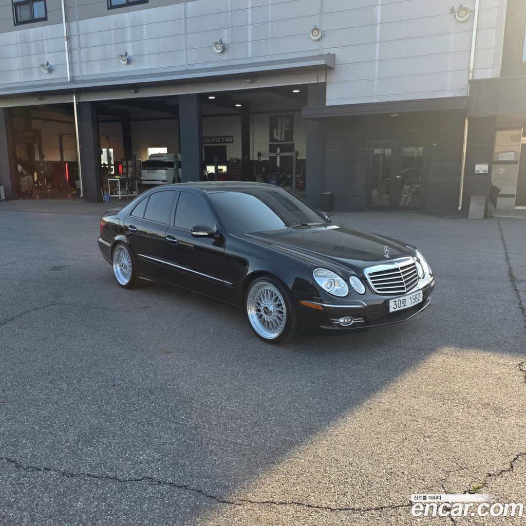 E-Class Mercedes-Benz 2009.9-OUTER-001