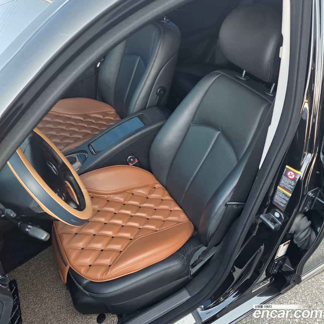 E-Class Mercedes-Benz 2009.9-OPTION-017