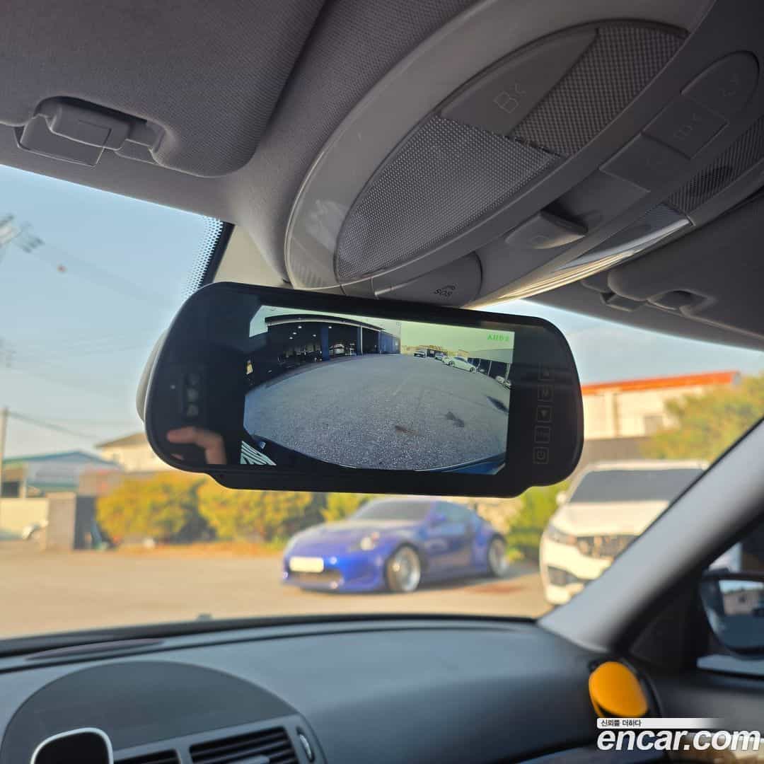 E-Class Mercedes-Benz 2009.9-OPTION-018