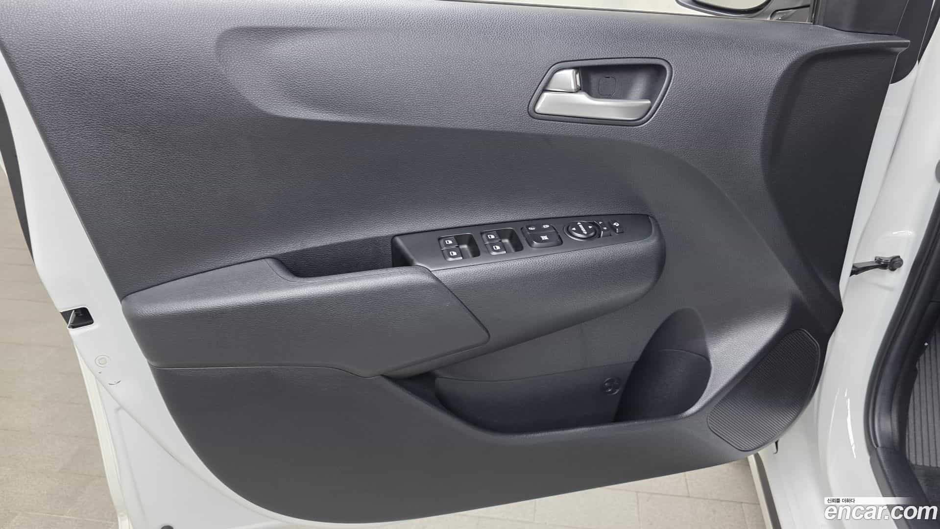 morning Kia 2023.1-INNER-034