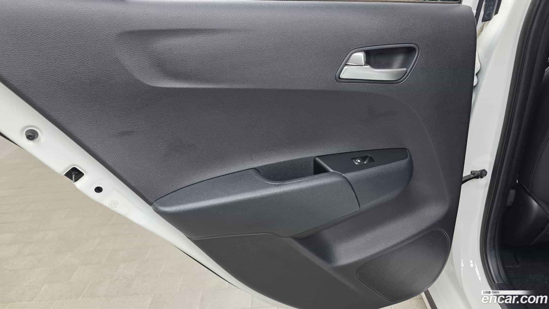 morning Kia 2023.1-INNER-035