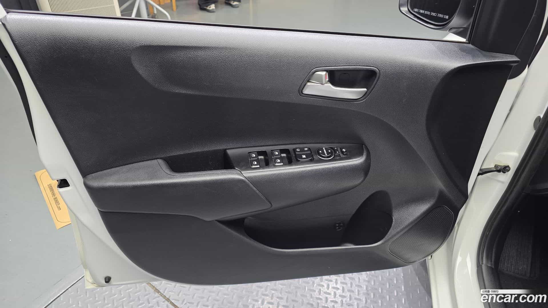 morning Kia 2022.0-INNER-034