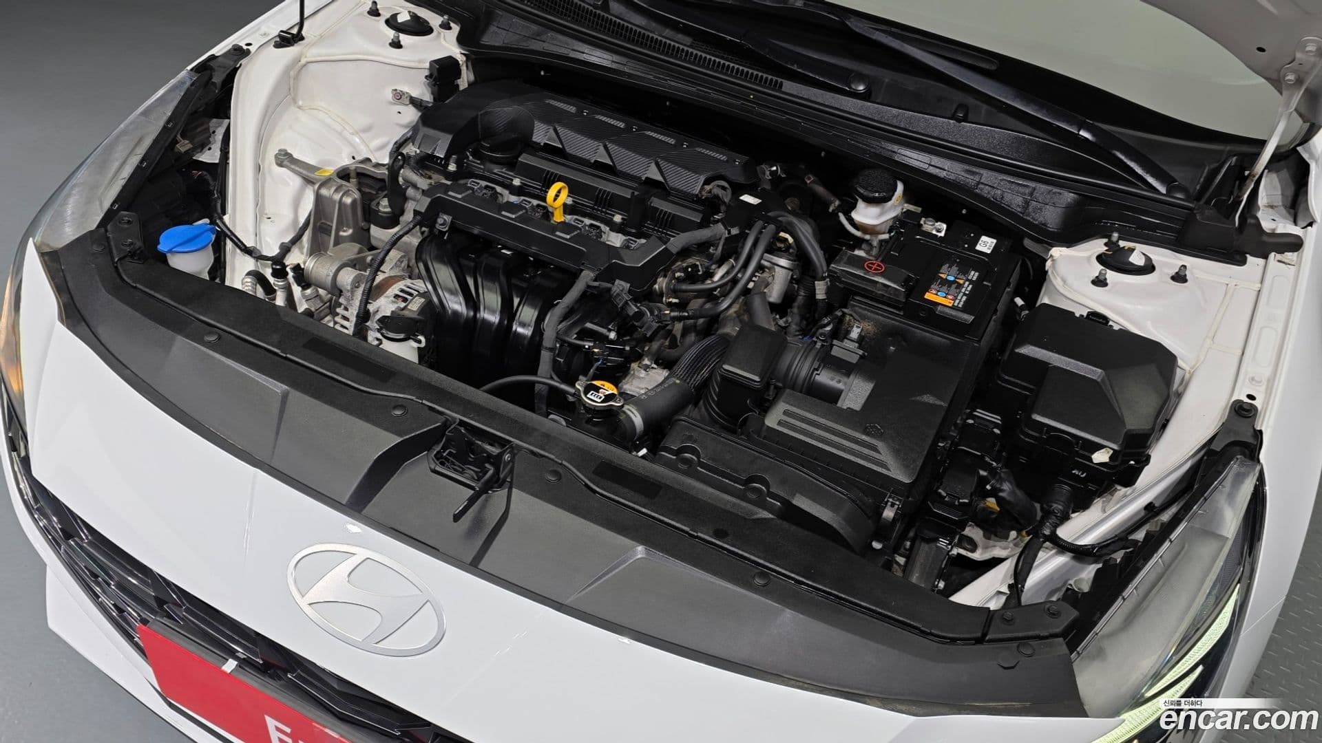 Main__Slider__Photo:AVANTE Hyundai 2022.9-5