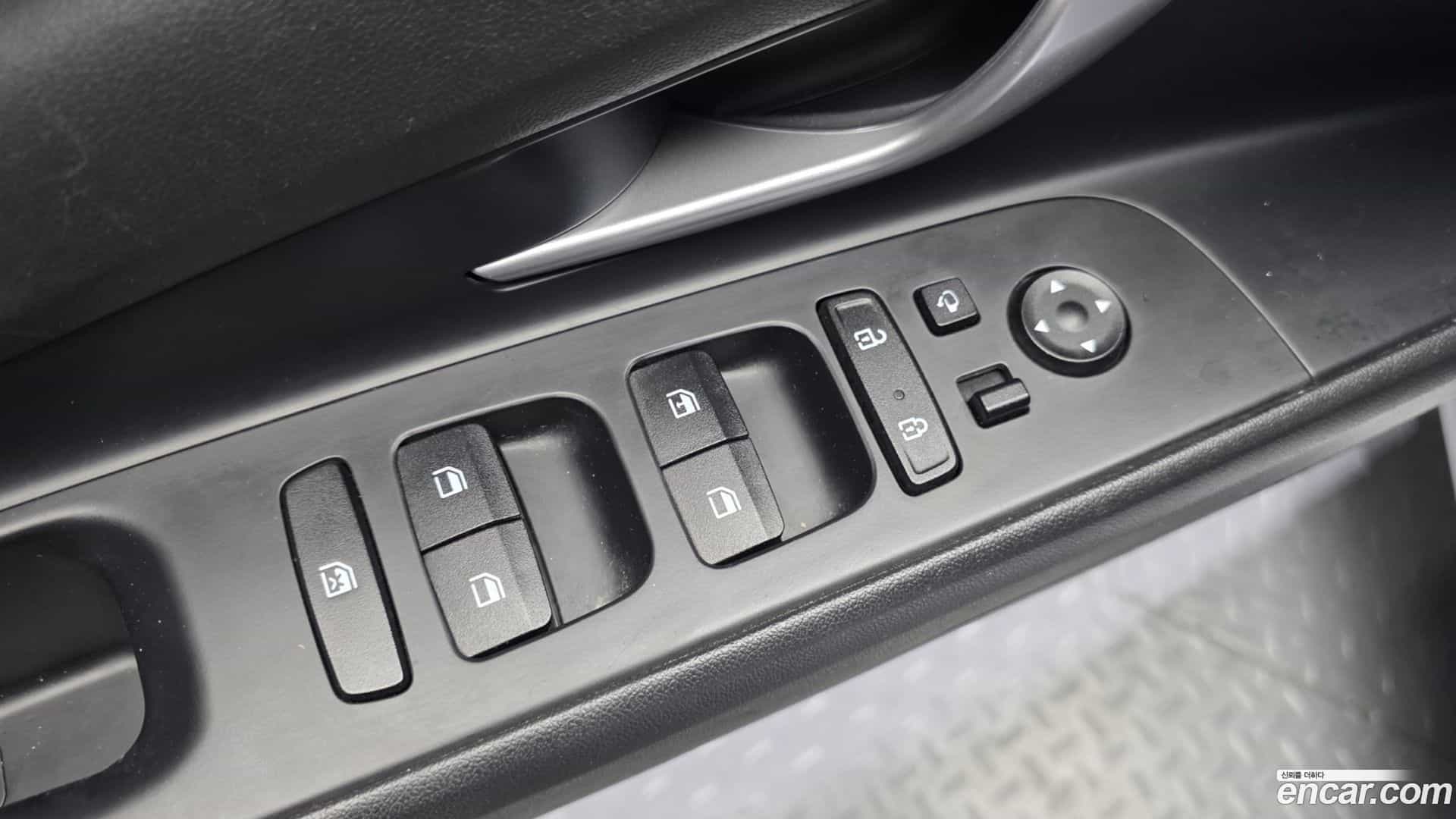 AVANTE Hyundai 2022.9-OPTION-041