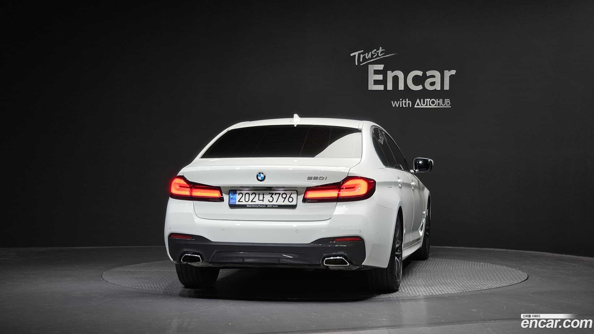 5-Series BMW 2022.8-OUTER-004