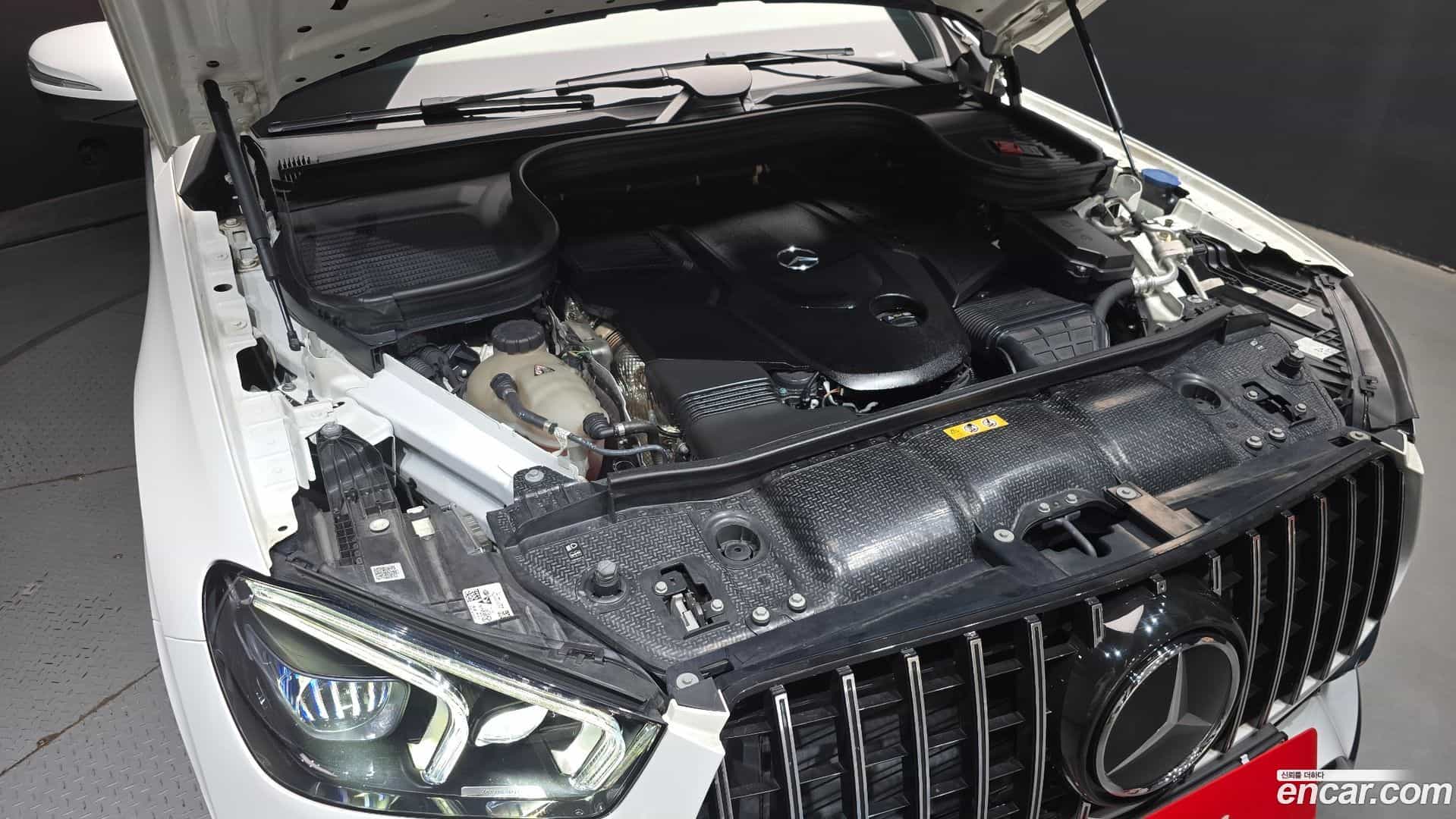 GLE-Class Mercedes-Benz 2021.2-OUTER-006
