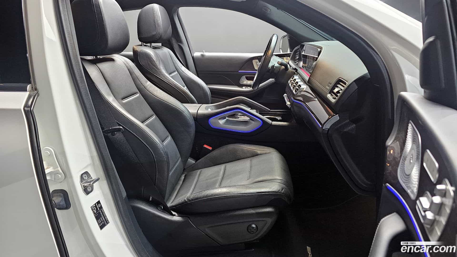 GLE-Class Mercedes-Benz 2021.2-OPTION-015