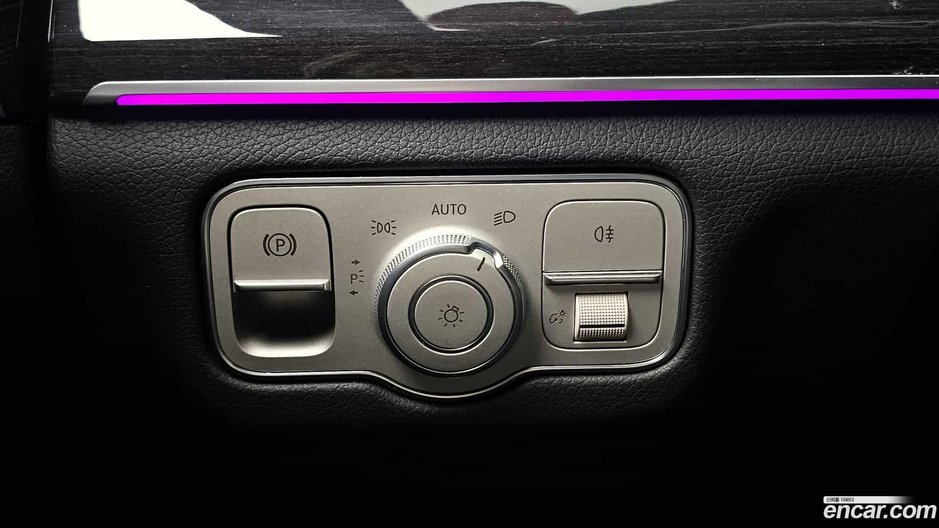 GLE-Class Mercedes-Benz 2021.2-OPTION-040