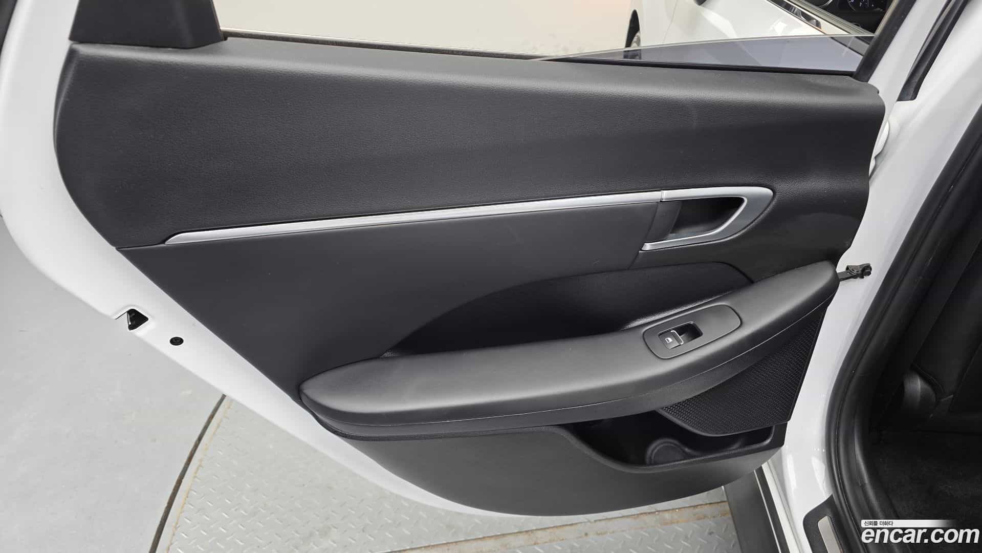 Sonata Hyundai 2019.10-INNER-035