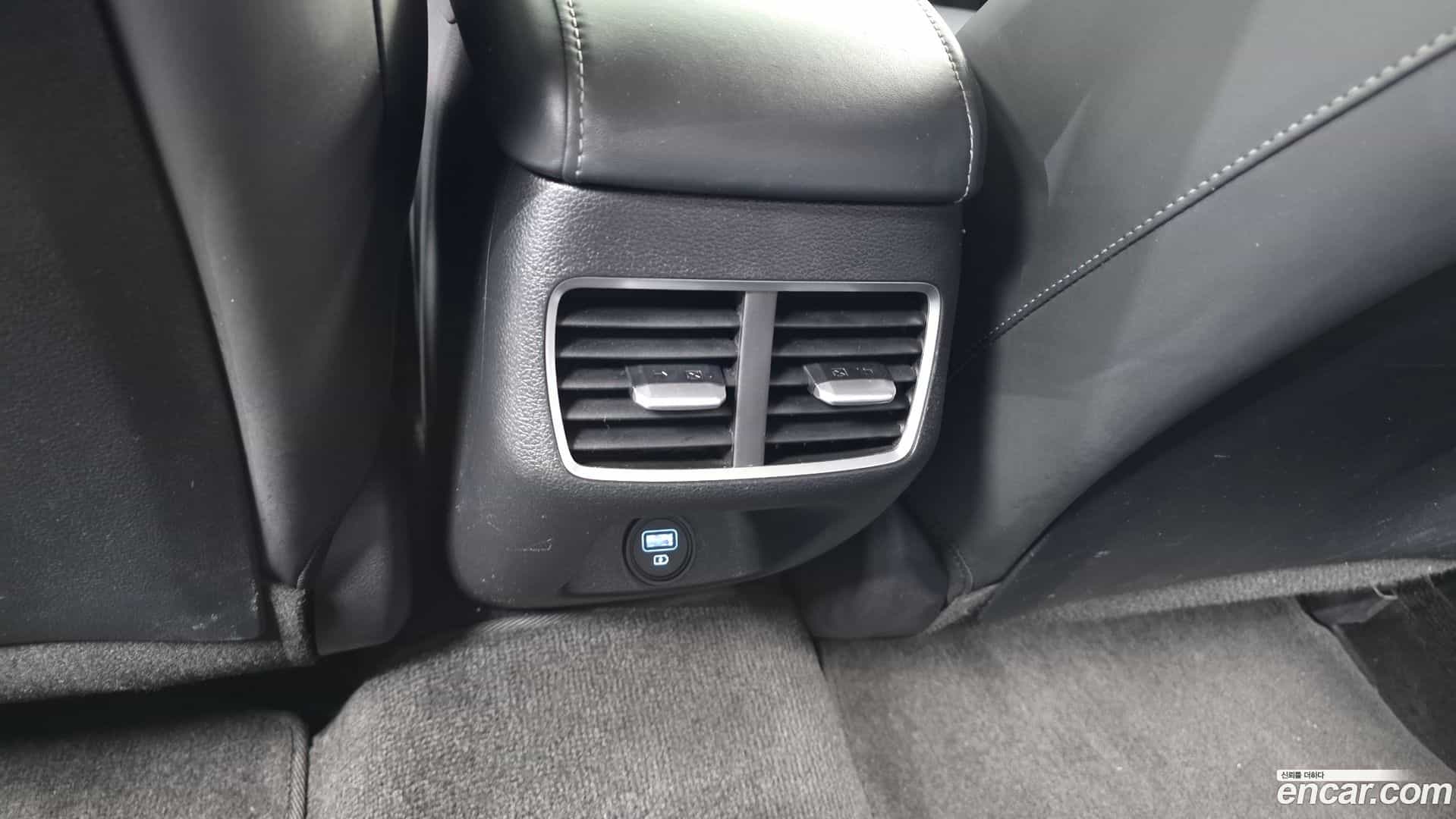 Sonata Hyundai 2019.10-OPTION-043