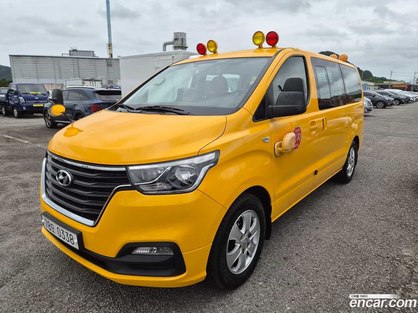 Starex Hyundai 2018.6-OUTER-001