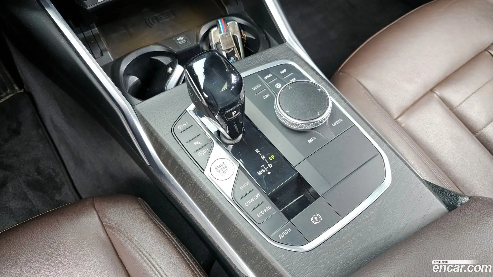 3-Series BMW 2019.3-INNER-009