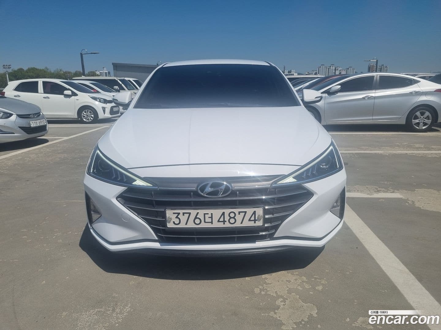 Main__Slider__Photo:AVANTE Hyundai 2019.10-0
