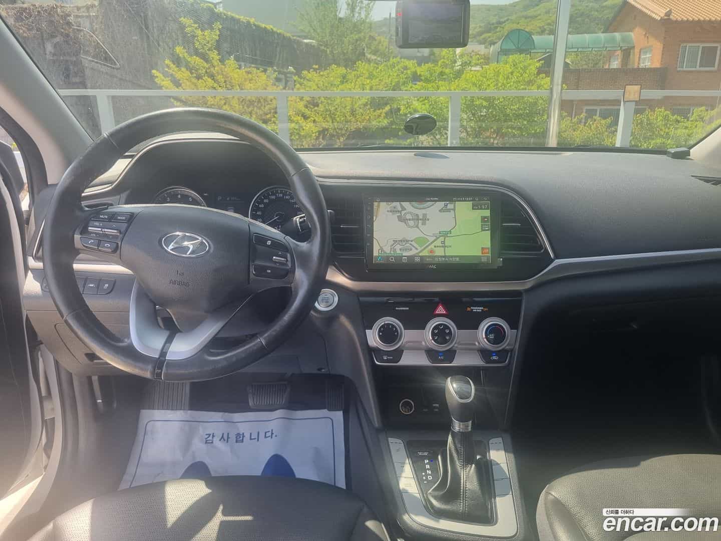 AVANTE Hyundai 2019.10-INNER-010