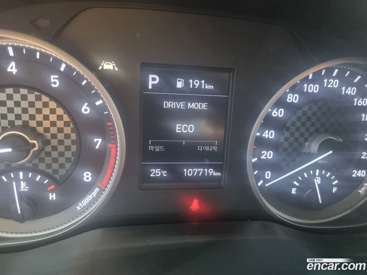 AVANTE Hyundai 2019.10-OPTION-016
