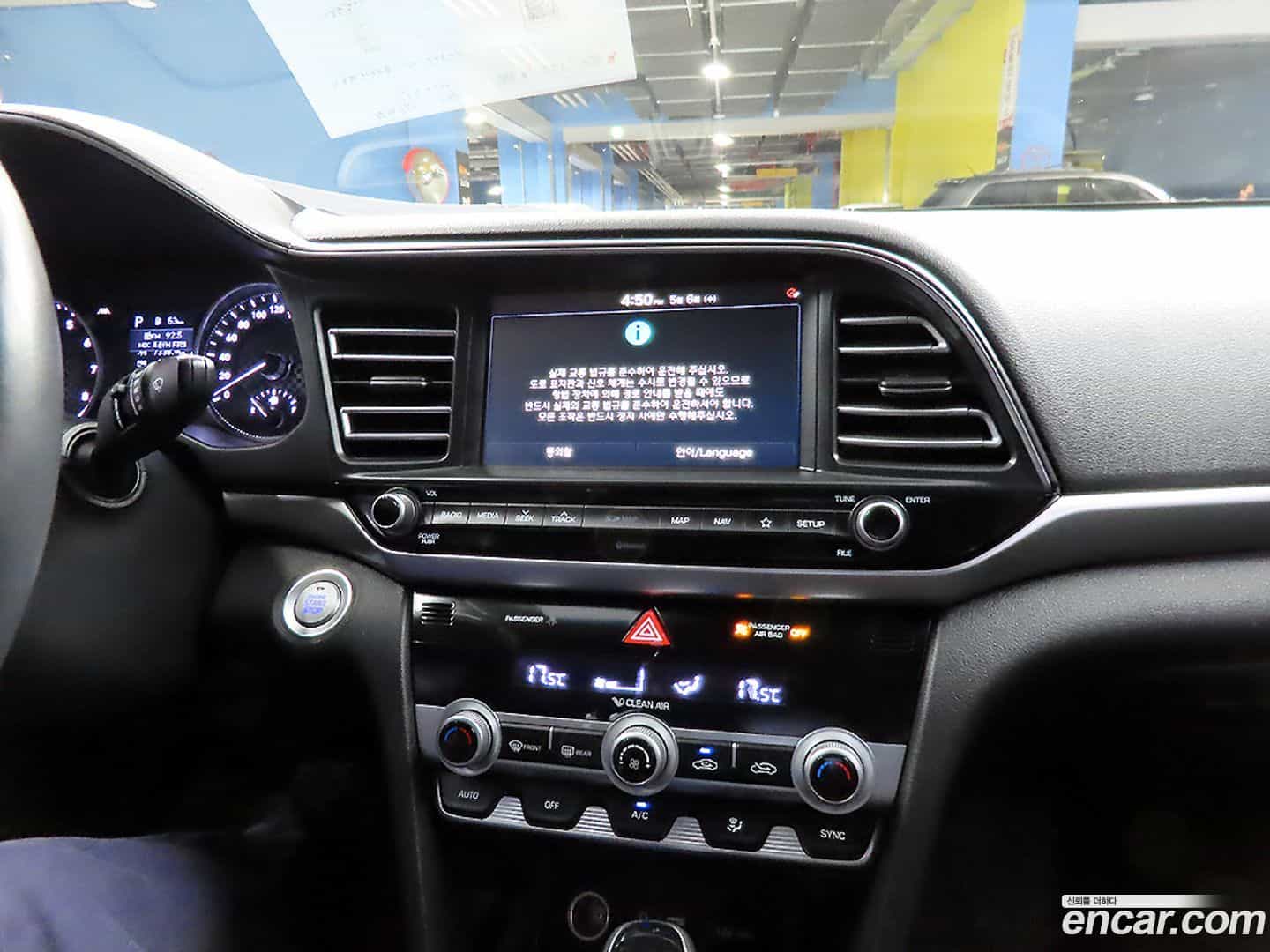 AVANTE Hyundai 2019.9-OPTION-019