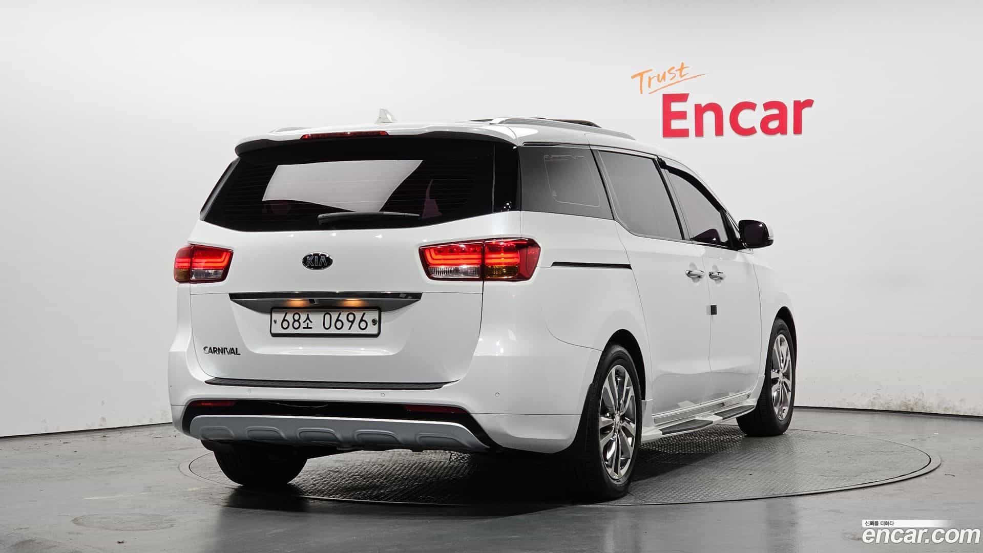 Canival Kia 2016.5-OUTER-002