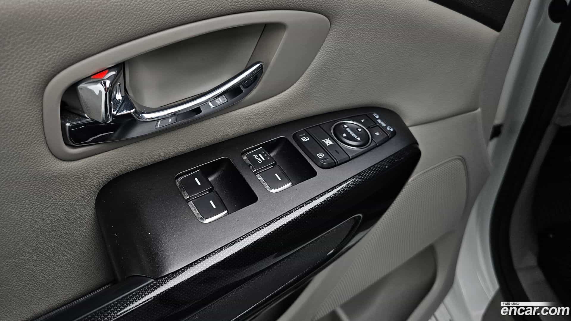 Canival Kia 2016.5-OPTION-021