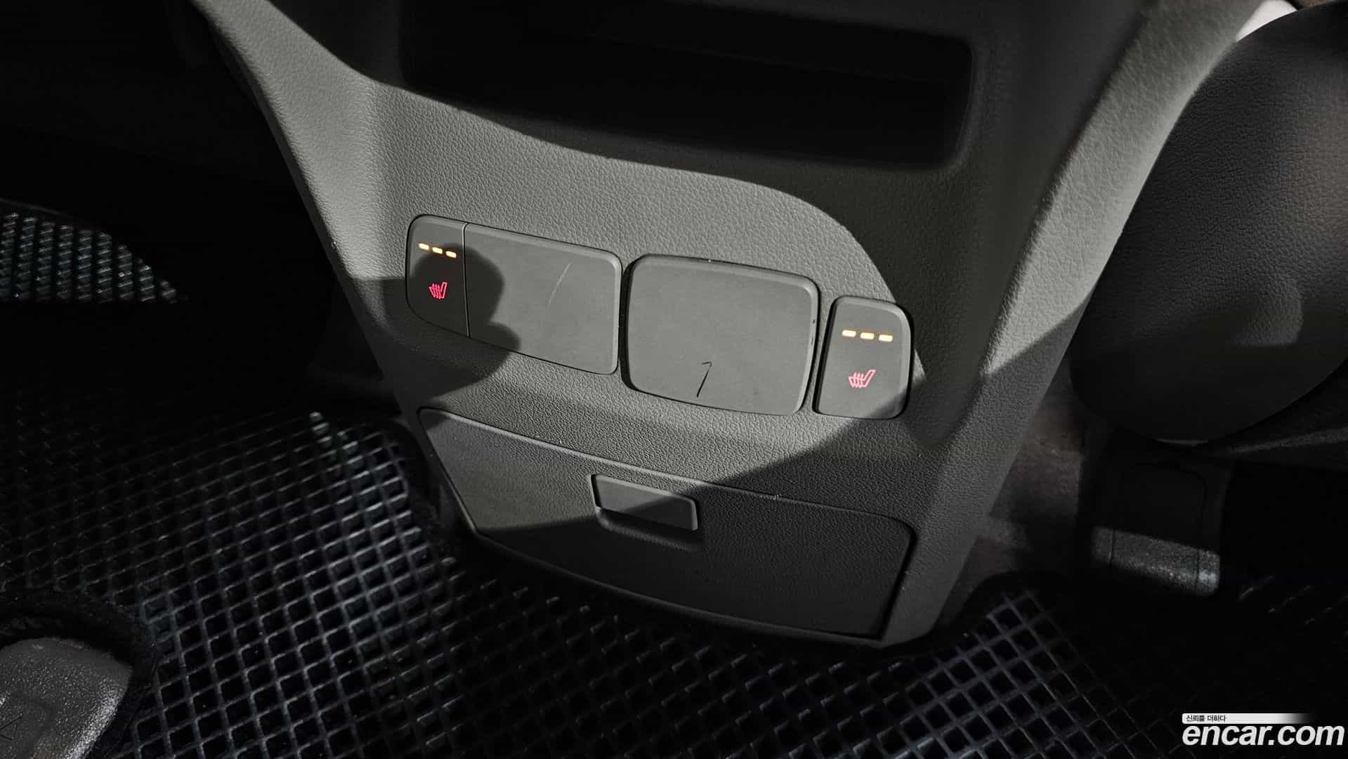 Canival Kia 2016.5-OPTION-023