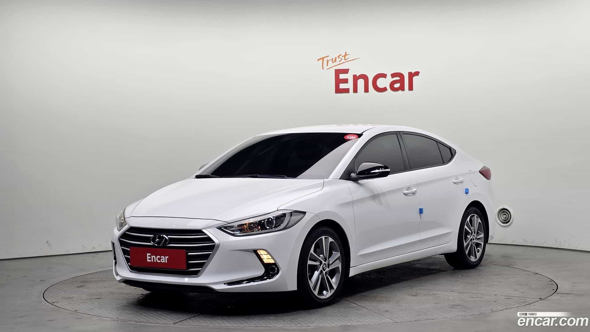 AVANTE Hyundai 2018.3-OUTER-001