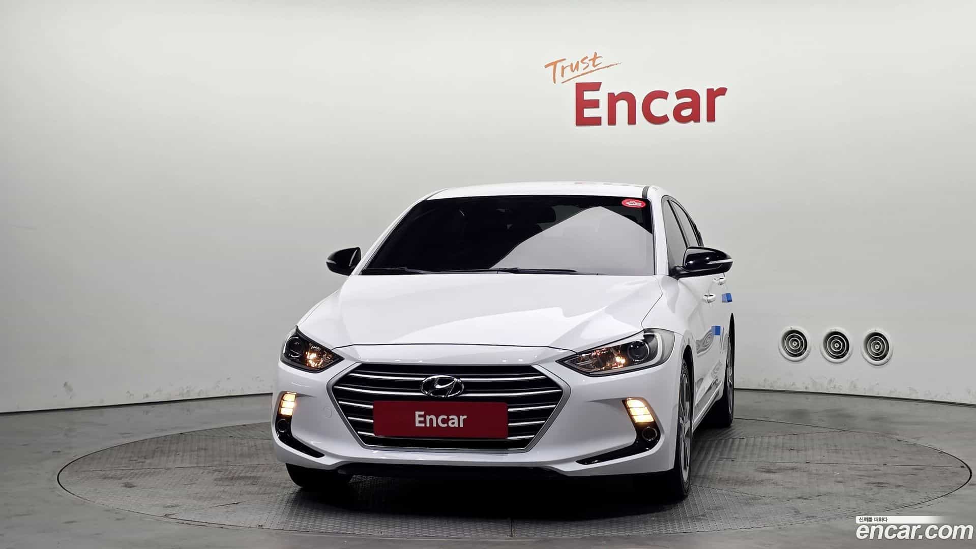 AVANTE Hyundai 2018.3-OUTER-003