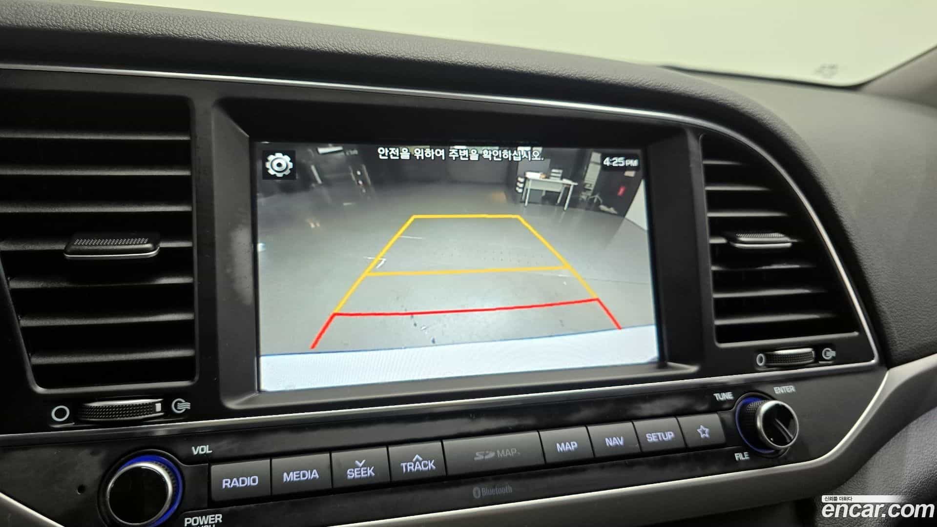 AVANTE Hyundai 2018.3-OPTION-019