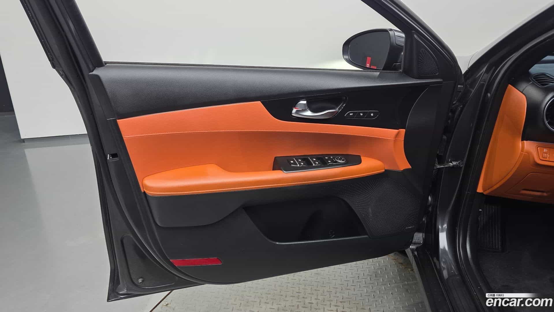 K3 Kia 2022.1-INNER-034