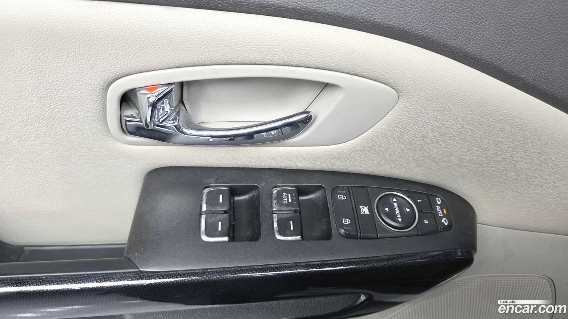Canival Kia 2017.4-OPTION-042