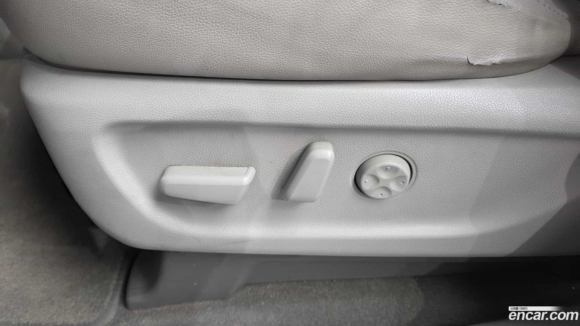 Canival Kia 2017.4-OPTION-043