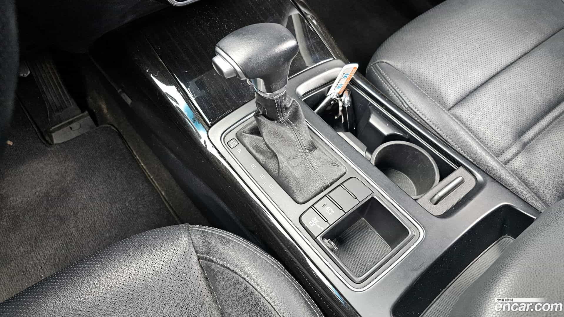 Sorento Kia 2018.2-INNER-009