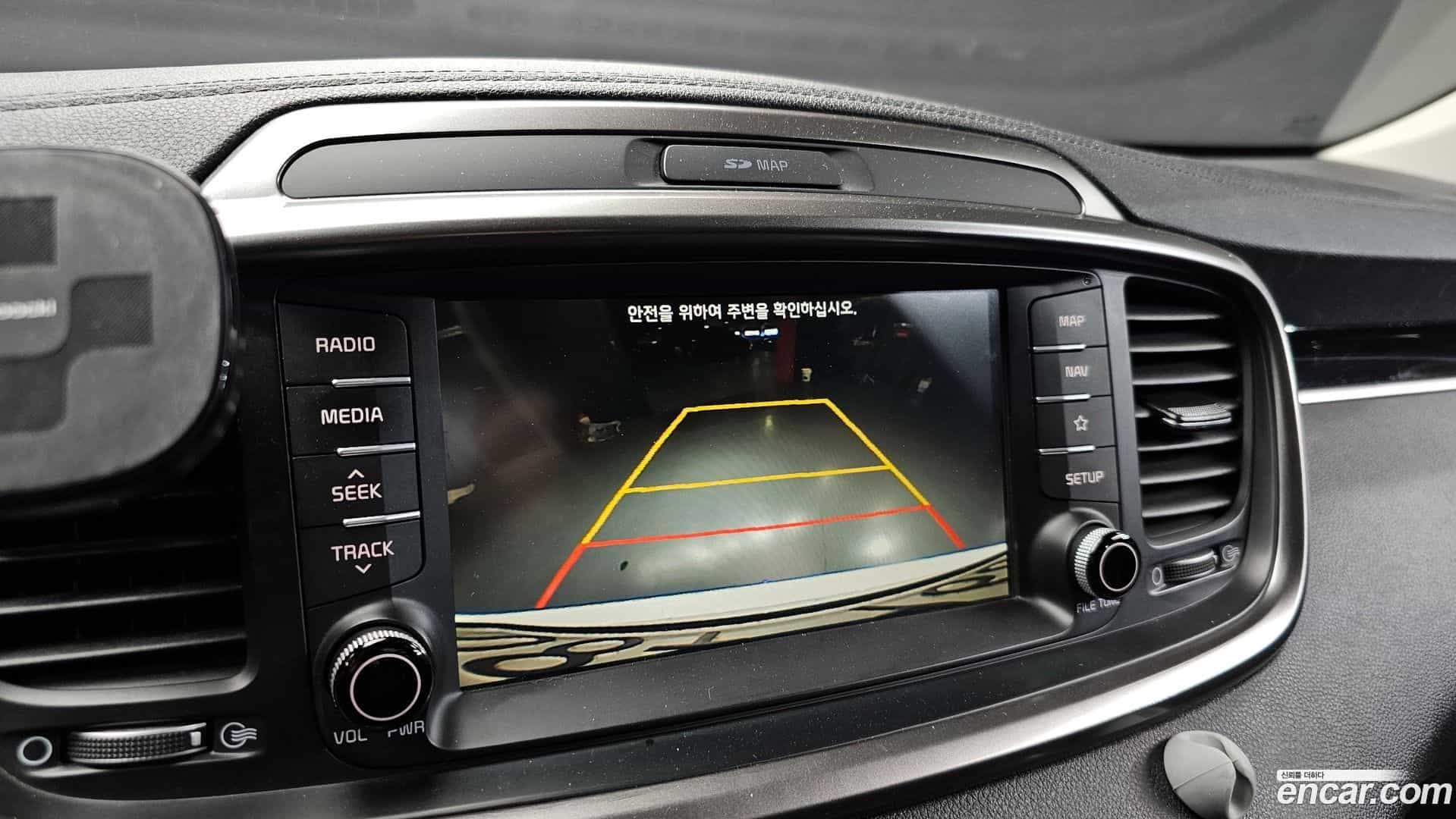 Sorento Kia 2018.2-OPTION-018