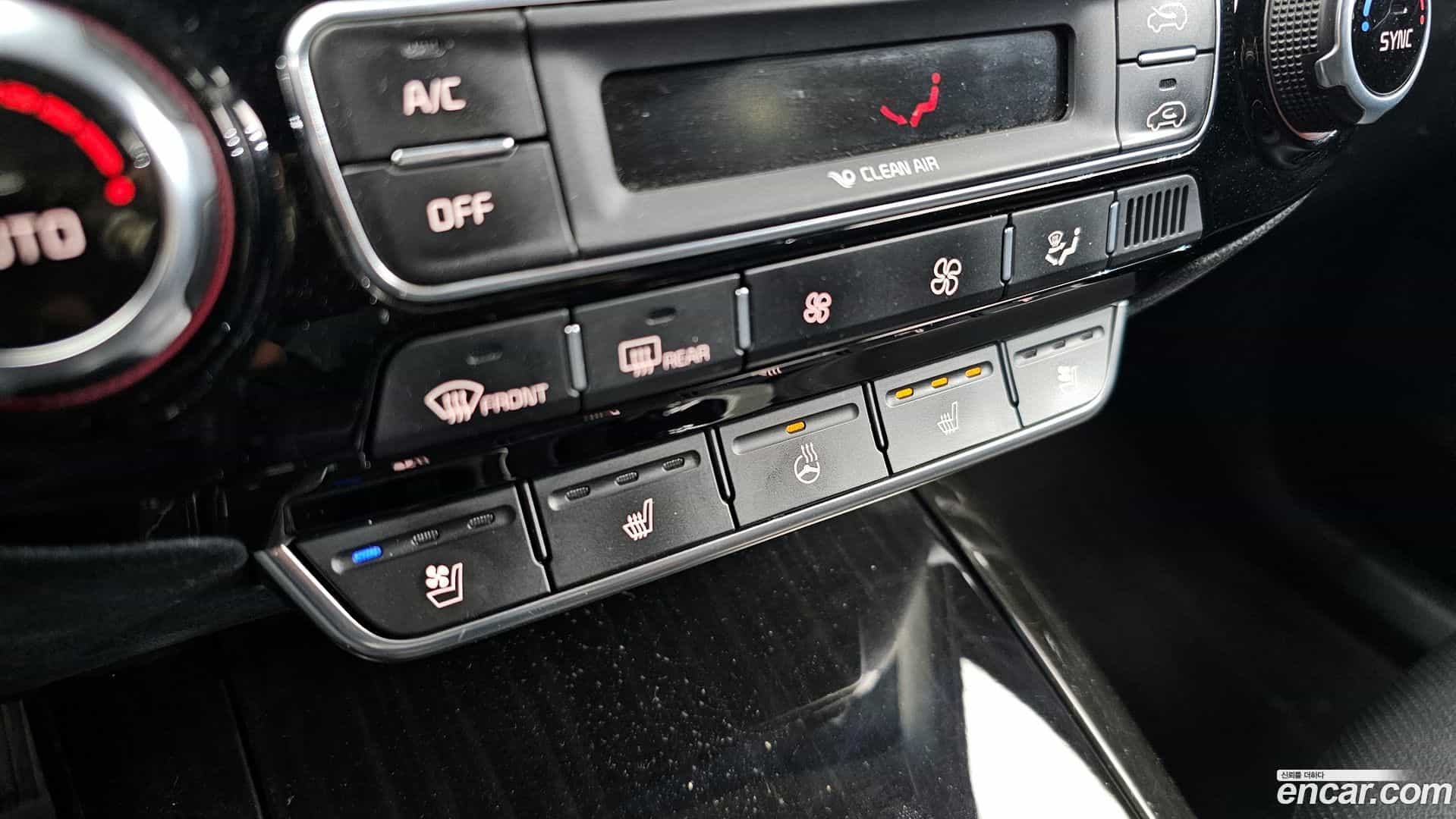 Sorento Kia 2018.2-OPTION-019