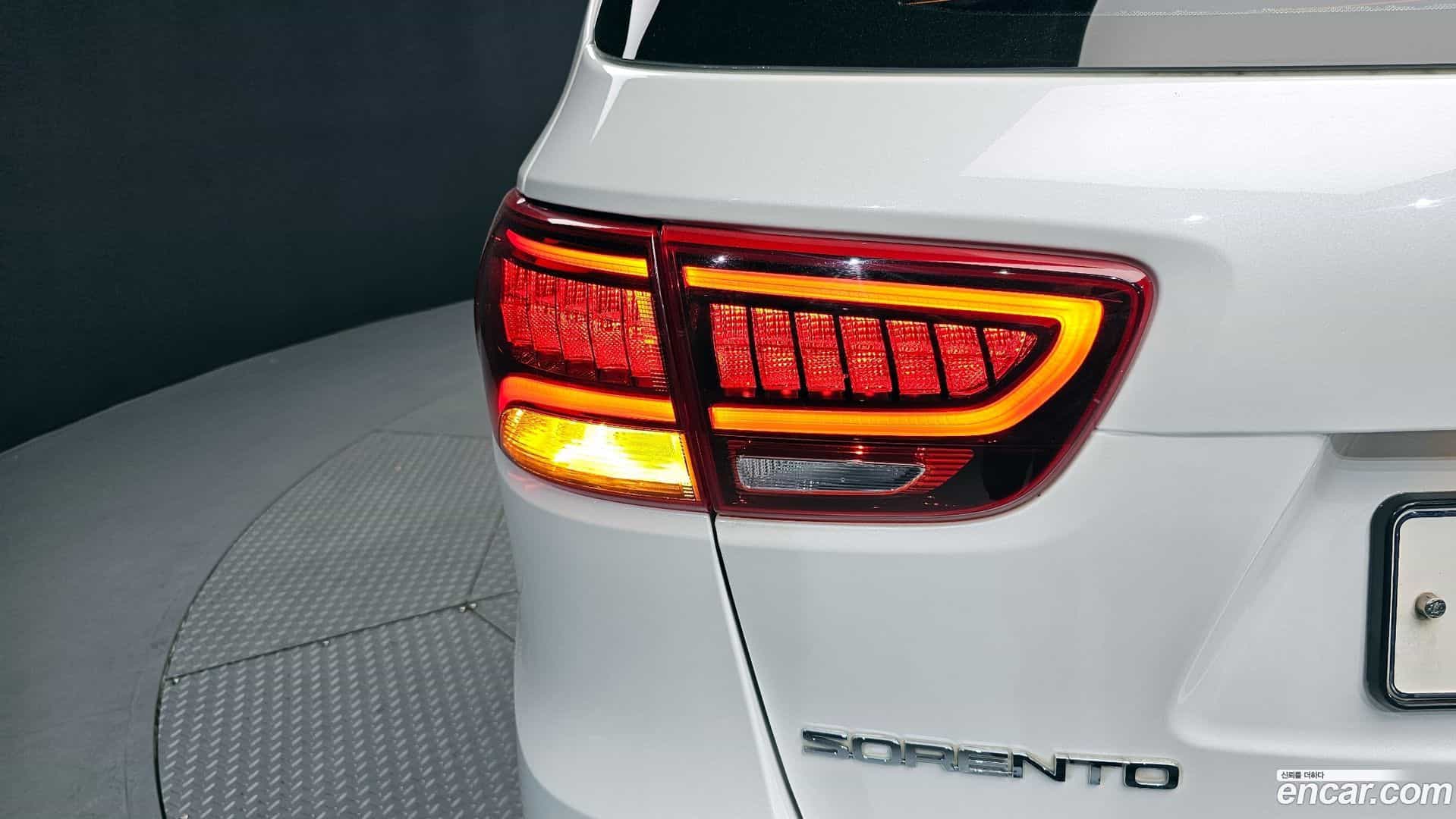 Sorento Kia 2018.2-OUTER-033