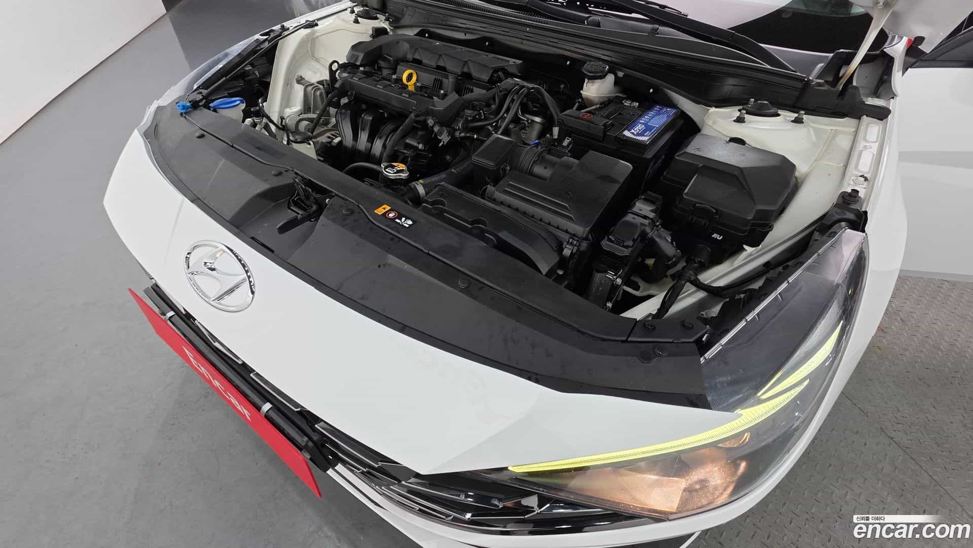 AVANTE Hyundai 2021.6-OUTER-006
