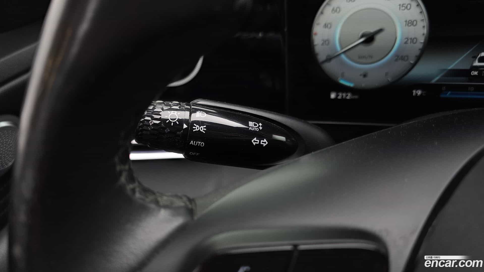 AVANTE Hyundai 2021.6-OPTION-022