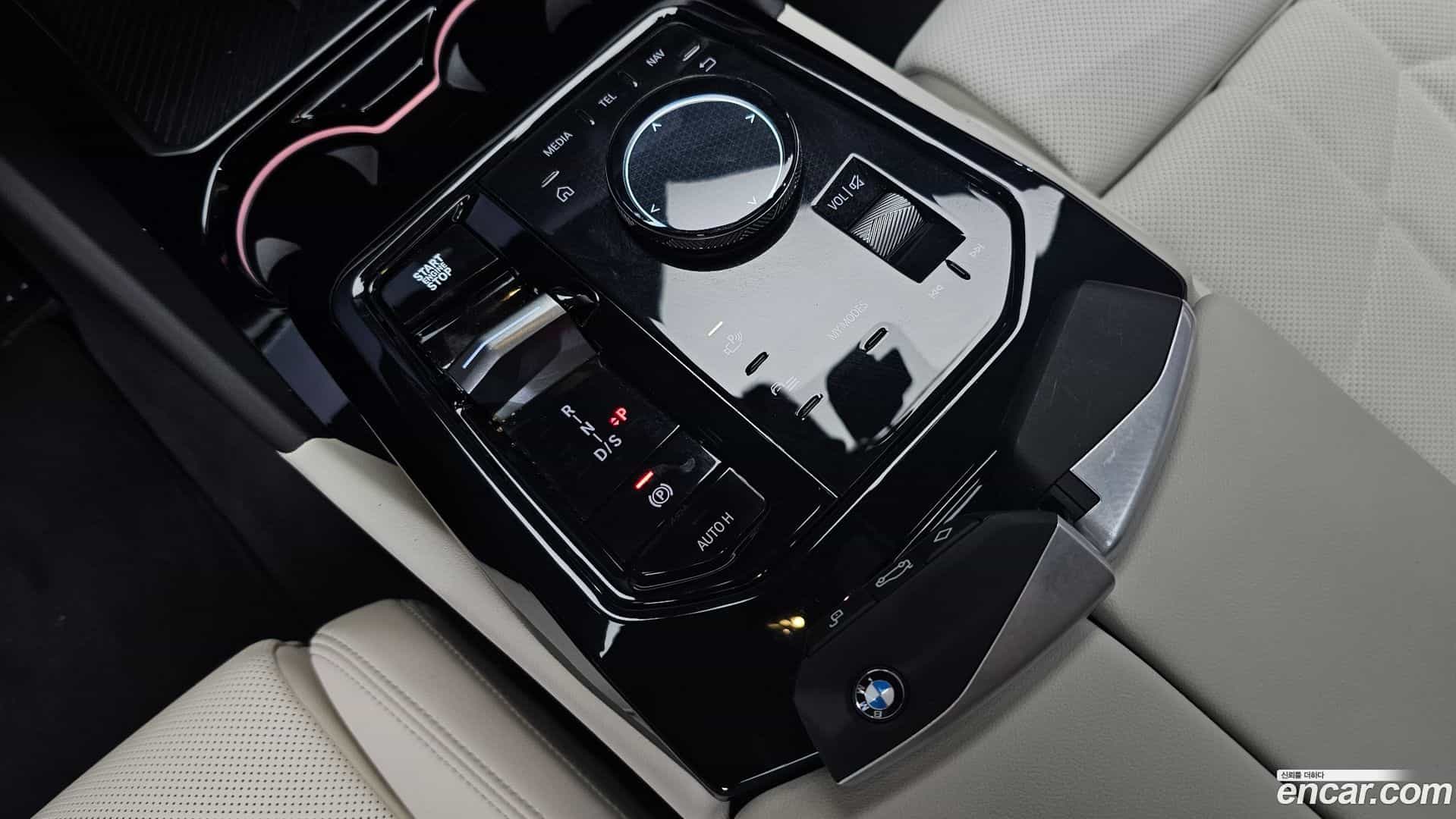 5-Series BMW 2025.5-INNER-009