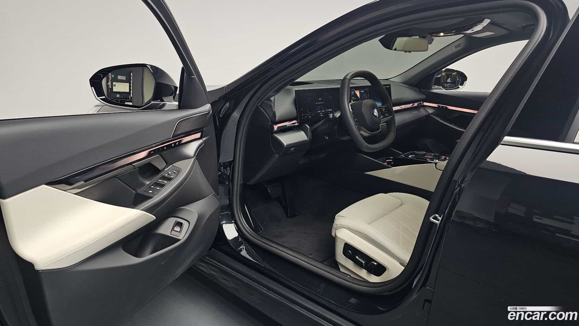 5-Series BMW 2025.5-INNER-010