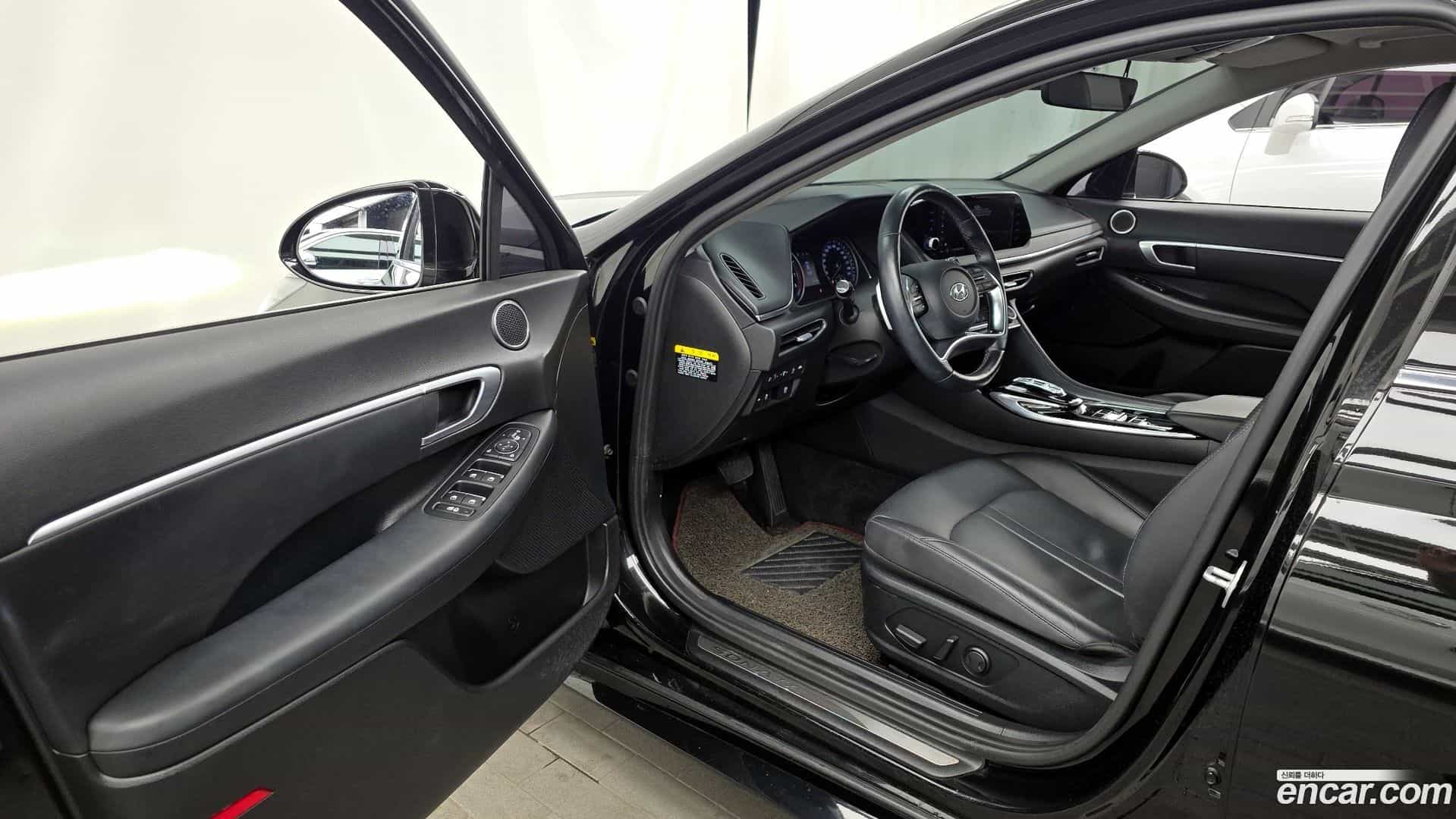 Sonata Hyundai 2019.10-INNER-010